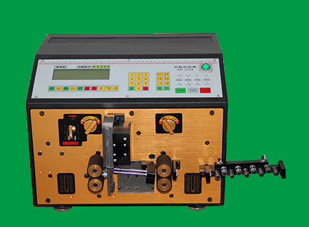 ZN-220#精密電腦裁